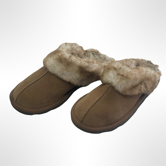 stars above Shoes - Cozy Tan Faux Fur Women's Slippers size 7
